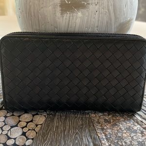 Botegga vanetta wallet